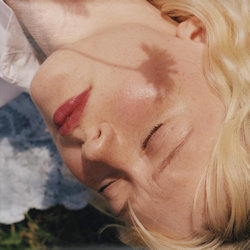 Florescence. - Maisie Peters